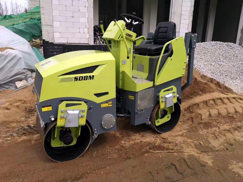 奔馬小型壓路機土方壓實、溝槽回填施工案例