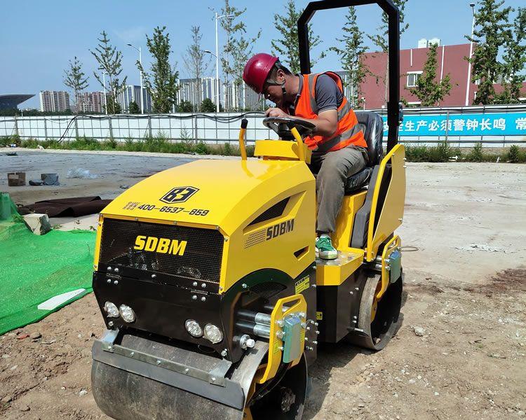 小型壓路機廠家需要創造性思維